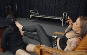 Licking feet and foot slave jerk off. Online Free Best Porn Clips Naughty Holiday Feet Goddess Rainn
