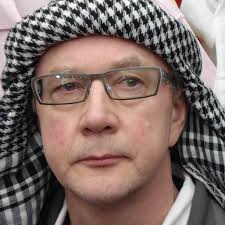 Доброе утро, группа! Подскажите, пожалуйста, как сейчас можно перевести  деньги от продажи недвижимости из Беларуси в Испанию? Может имеет смысл  открыть счёт в Литве и понемногу вывозить, а от туда на испанский