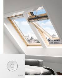 Velux en mijndaglicht raden aan om het bfx waterkerend manchet toe te passen. Velux Integra Elektrofenster Ggl Ck02 55x78 Cm Kiefernholz Thermo Verglasung Weiss Lackiert Www Kemmler De