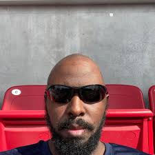 Mr. Jason Wayne Steen, age 44, of Clarksville, Tennessee, and formerly  Lafayette, passed away Friday, October 11, 2024, at The University of  Kentucky Medical Center in Lexington, Kentucky. Graveside services for Jason