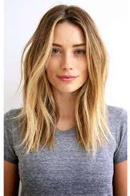 Coupe Carre Boucle Cheveux Mi Long Coupe De Cheveux Idees De Coupe De Cheveux