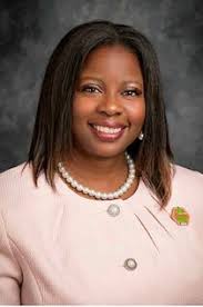 Chapter Spotlight: Xi Theta Omega Chapter President: Dr. Sylonda D. Burns Barbara  Odom-Wesley moved to Arlington, TX from San Antonio, TX in August 1980. She  planned to affiliate with a graduate chapter