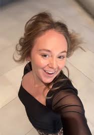 Transforma tu sala con limewash: ¡decisiones audaces!