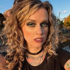 Donna Cothern's Instagram, Twitter & Facebook