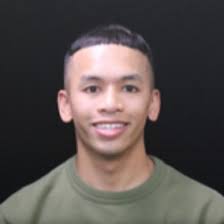 Happy Friday! There are only 347 more days until Christmas! I wanted to  share a glimpse into my life via my front yard. You can tell a lot about me  by this