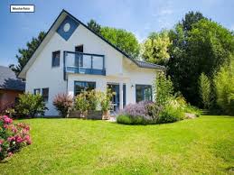 Du möchtest ein haus in dillenburg mieten oder kaufen. Haus Kaufen Dillenburg Einfamilienhaus Mit Einlieg Sz De