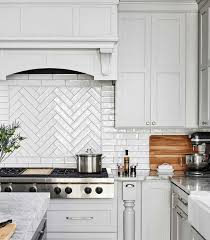 You'll also find ideas for backsplashes, lighting, appliances, and sinks. 57 Best Farmhouse Kitchen Backsplash Ideas 2021 Designs
