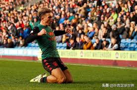 Robert lewandowski reaches 40, augsburg and hertha berlin safe. Great 2 1 Premier League Promoted Horse Fled The Relegation Zone Smashed 84 Years Of Shame In World War I Daydaynews