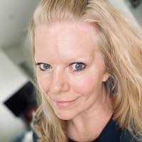 Katie Stouffer's Instagram, Twitter & Facebook