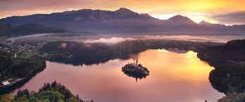 Bled liegt in slowenien, genau genommen bled ist ein wahres highlight in slowenien! Bled 9 Things Not To Miss In The Pearl Of Slovenia Ecobnb