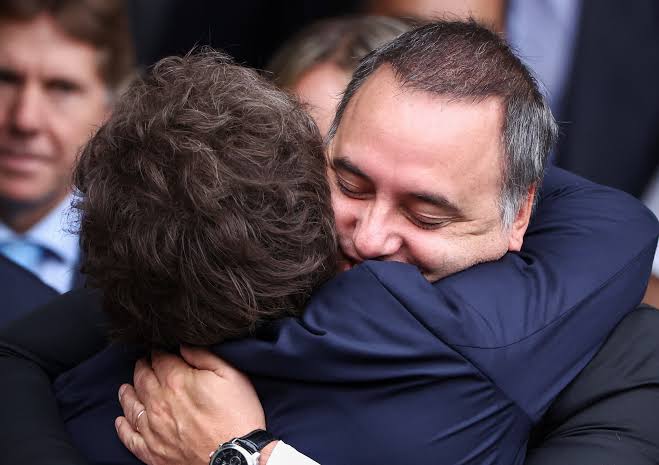 ⁠“Evasor, no corrupto”: Milei compra las explicaciones de Adorni mientras  el Gabinete espera una renuncia - Infobae