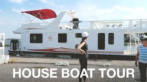 Read our review and learn about their 2021 houseboat rental from the very moment you arrive you will be met by the friendliest and attentive happy days houseboats team to get you started on your. Luxury House Boat Tour Youtube