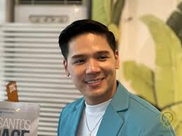 Gerald Santos opens up