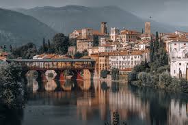 Country house lake como offers accommodation in loveno sopra menaggio, 2 km from lake como. 7 Ways To Say You Re Welcome In Italian Smart Italian Learning