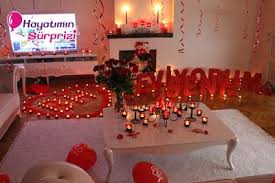 Denizin ortasında romantik bir teklif yapabilirsiniz. Evlenme Teklifi Fikirleri Evde Evlenme Teklifi Yapacaklar Icin Dekor Fikirleri Dekor Fikirler Evlilik Teklifleri