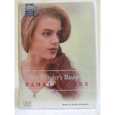 In The Dark Streets Shining: A touching wartime saga of hope and new  beginnings: Amazon.co.uk: Pamela Evans: 9780755321490: Books