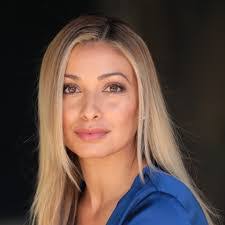 Jennifer Carranza's Instagram, Twitter & Facebook