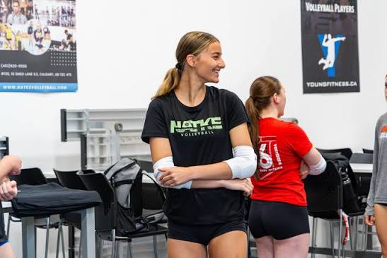 FINALLY SOME WORLD WIDE CAMP MEMORIES 🌎🏐 It only took me a few weeks to  finally sit down and start going through all the pictures from our camps 😅  And I think