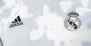 Os golos apareceram cedo, marcou primeiro o real madrid, por intermédio de federico valverde, mas o barcelona empatou apenas três minutos depois. Real Madrid 19 20 Pre Match Shirt Released Footy Headlines