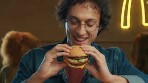 Galeria, McDonalds y Rayssa Leal invitan al público al McDia Feliz