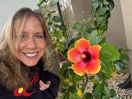 It's Pretty in Red Too! 🌺