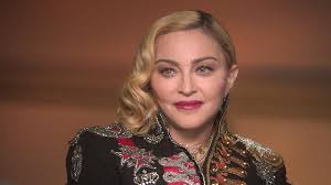 Была третьим ребенком в семье, появившись на свет вслед за братьями энтони и мартином. Madonna Shares Rare Video Of Her Kids With Her Dad