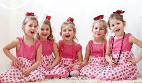 Po wieczornym wydaniu dziennika telewizyjnego w gdańskim szpitalu urywały się telefony. Jak Sie Wychowuje Piecioraczki Male Kielczanki Wyrosly Na Piekne Dziewczynki I Wszedzie Wzbudzaja Sensacje Echo Dnia Swietokrzyskie