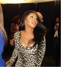 Toni michele braxton, née le 7 octobre 1966|en musique à severn, dans le comté d'anne arundel (maryland), est une chanteuse, pianiste, musicienne, productrice. 110 Ideias De Toni Braxton Em 2021 Toni Braxton Fotos Musica Mulher