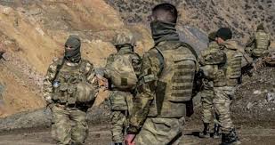 29 mart 2017'de gerçekleştirilen ve türkiye cumhurbaşkanı recep tayyip erdoğan'ın başkanlığında 4 saatlik mgk toplantısı yapıldı. Firat Kalkani Harekat Bolgesinde Tsk Unsurlarina Saldiri Duzenlendi 2 Asker Yaralandi Haberler