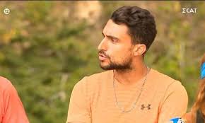 Μπλε ή κόκκινοι αγριες μέλισσες: Survivor Spoiler 8 3 O Sakhs 3espa Enantion Toy Tzeims Poios Kerdizei Shmera Thn Asylia Vid Dokari Gr