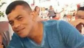 Sul caso indagano i carabinieri di ancona, che hanno sequestrato il mezzo pesante e interrogato il camionista. Vigilante E Morto A Facadas E Pauladas Dentro De Escola Em Imperatriz Ma Enquanto Isso No Maranhao