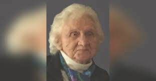 Kyle Bloom's Instagram, Twitter & Facebook