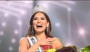 Whilst the miss universe winner holds a degree in. Lrojdvxhq5mium
