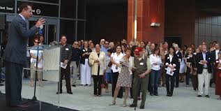 Keck School dean honors new LAC+USC facility at reception