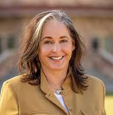 Rosanna Weeks's Instagram, Twitter & Facebook