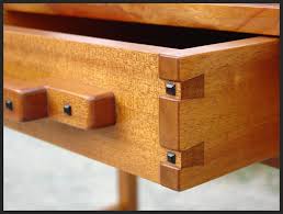 Building a mahogany greene and greene bedside table. Close Up Of Drawer Construction Craftsman Furniture Arts And Crafts Furniture Mission Furniture