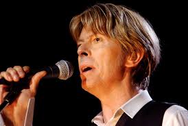 Последние твиты от david bowie official (@davidbowiereal). 25 Legendary Facts About David Bowie Mental Floss