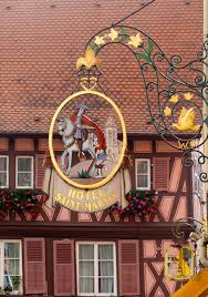 Colmar France Facades De Magasins Maison Alsacienne Lanterne