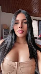 Isabela Torres (@isabelatorresm)