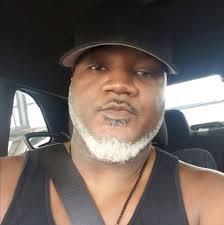 Ever been shopping with your girlfriend?