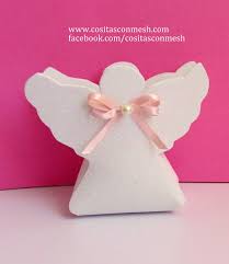 Administrador blog hábitos de niños 2019 también recopila imágenes relacionadas con angelitos para bautizo de niña para imprimir se detalla a continuación. Cajitas De Angelitos En Foami Para Bautizos Y Primera Comunion Cositasconmesh