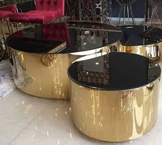 Die videos im zusammenhang mit der : Casa Padrino Luxus Couchtisch Set Gold Schwarz 3 Wohnzimmertische Mit Glasplatte Luxus Wohnzimmer Mobel