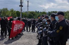 Amt für öffentliche ordnung, führerscheinstelle 70161 stuttgart. Demo Gegen Corona Regeln In Stuttgart Teilnehmer Fordern Raschere Lockerung Stuttgart Stuttgarter Zeitung