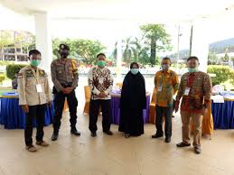 Maybe you would like to learn more about one of these? Pelamar Formasi Apoteker Raih Nilai Tertinggi Sesi Pertama Tes Skb Enrekang