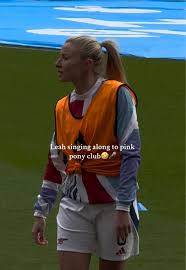 Leah Williamson Singing Pink Pony Club