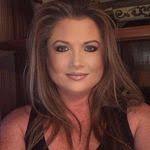 Tina Kidder's Instagram, Twitter & Facebook