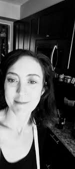 A huge welcome onboard for our newest member of our team Hayley Nash!  Hayely is a Nutrition Specialist with regards to a dogs diet, specially  when it comes to the raw food