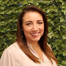 Kathrine Cole's Instagram, Twitter & Facebook