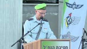 בגבורה, ביוזמה ובענווה ננצח כל אויב. Ofzsz5jel N6dm