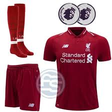 Shop at the official online liverpool fc store for the latest season football shirts and kit, with fast worldwide delivery! Forma Mohameda Salaha 2018 2019 Liverpul Domashnyaya Futbolka Shorty Getry Patchi Apl Cena 3 590 Rub Fanstrit Ru